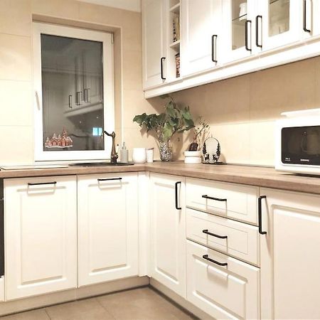Cosy Boutique 61 Sqm Apartment - Private Parking - Ten Blocks Residence Βουκουρέστι Εξωτερικό φωτογραφία